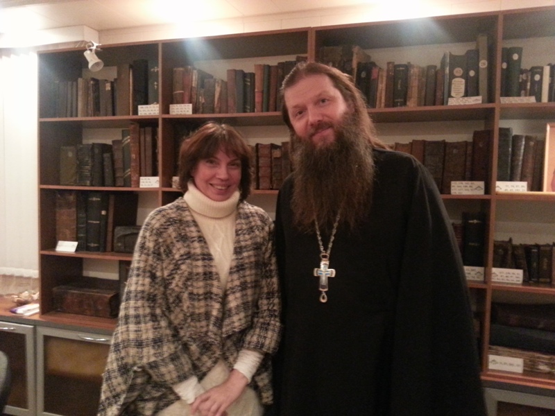 Отец Артемий с руководителем издательского отдела Раифского монастыря Ольгой Крестининой