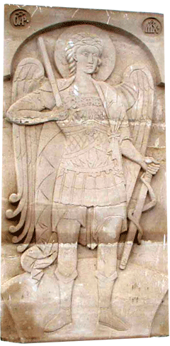 Барельеф архангела Михаила у ворот Раифского монастыря