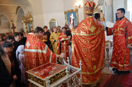 День Ангела отметил казначей Раифского монастыря иеромонах Илия - к нему в этот день подходили прихожане, чтобы приложиться ко кресту по окончании службы