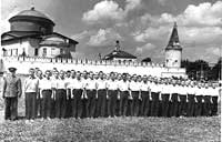 Новые «насельники монастыря» — воспитанники детской колонии. 60–е годы.